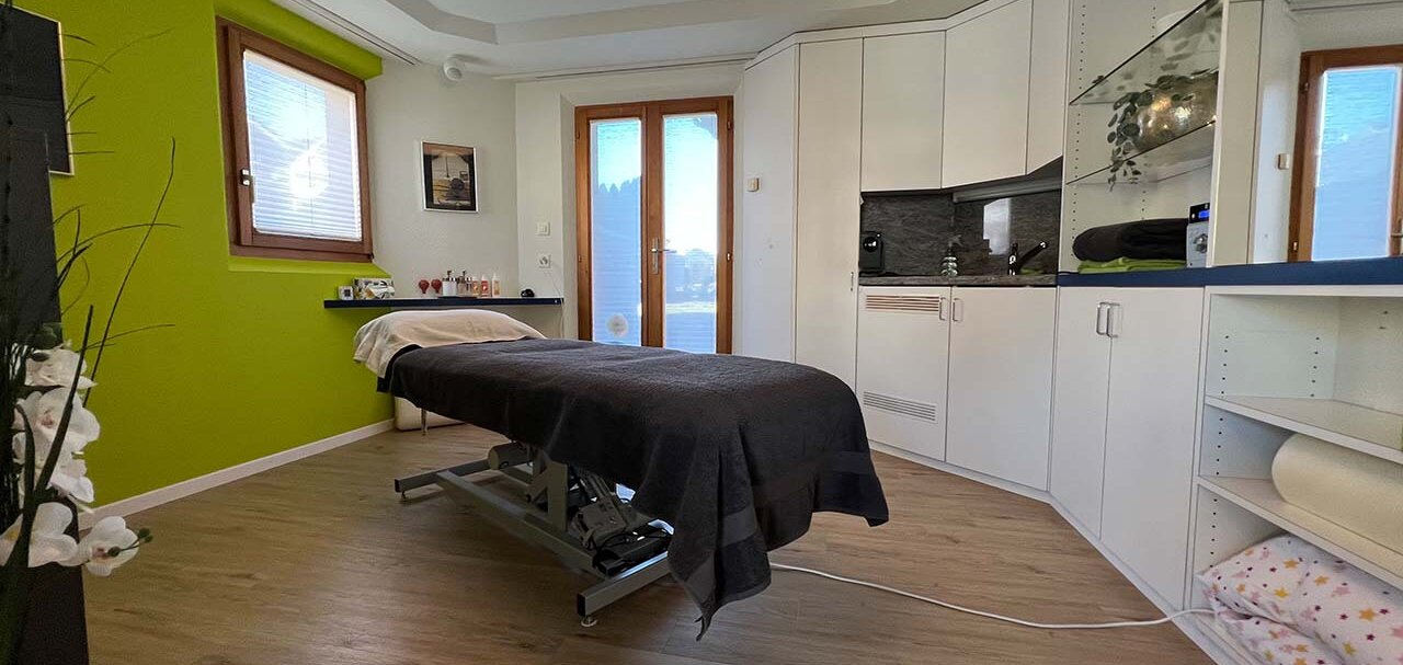 renamed Massagepraxis Zuzwil - Behandlungsraum